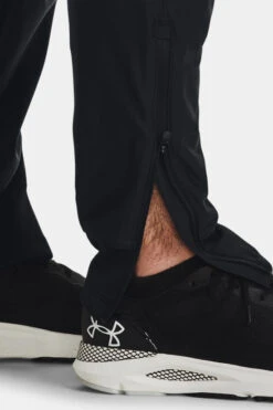 Under Armour Mens Qualifier Run Elite Joggers 13 Under Armour Mens Qualifier Run Elite Joggers -Urban Threads c12ced0075 7086 e