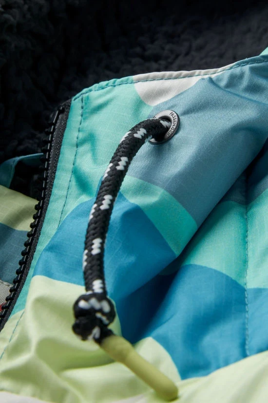 Unisex Waves Recycled Sherpa Lined Changing Robe 5 Unisex Waves Recycled Sherpa Lined Changing Robe - Image 3