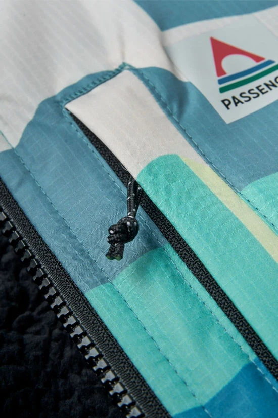 Unisex Waves Recycled Sherpa Lined Changing Robe 7 Unisex Waves Recycled Sherpa Lined Changing Robe - Image 5