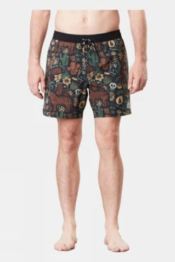 Picture Mens Piau Solid 15 Board Shorts 9 Picture Mens Piau Solid 15 Board Shorts -Urban Threads f12ica0116 8750 c