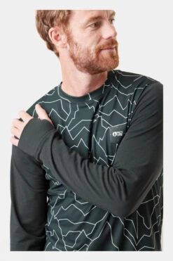 Picture Mens Nangha Top -Urban Threads h1534103 8787 f