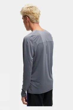 On Mens Performance Long Sleeve Top -Urban Threads k1214147 7171 b