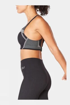 2XU Womens Motion Tech Bra -Urban Threads k25142877072g